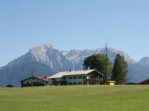 Gästehaus Loiplstüberl mit Bergblick