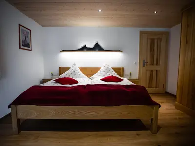 Schlafzimmer 1
