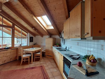 Wohnküche mit Panoramafenster