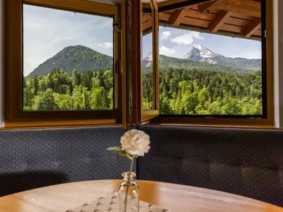 Küchensitzecke mit Ausblick