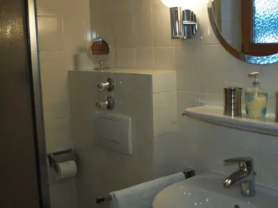 Badezimmer 2