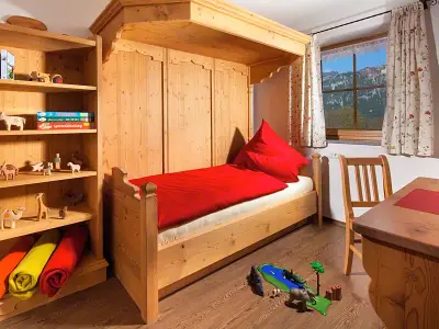 Schlafzimmer 2