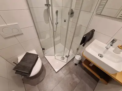 Badezimmer mit Dusche WC Fewo Gipfelglück
