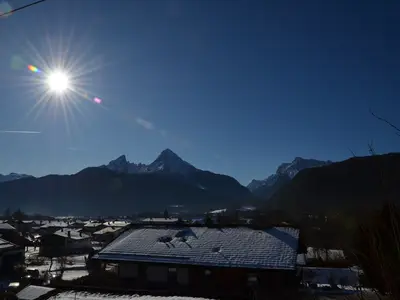 Haus mit Watzmann