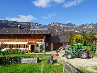 Balkonausblick auf das Lattengebirge