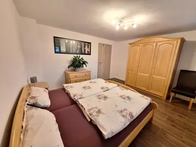 Schlafzimmer der Fewo Lattengebirge