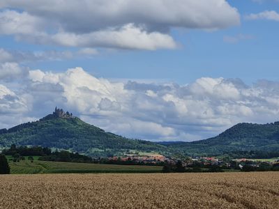 Blick zur  Burg Hohenzollern