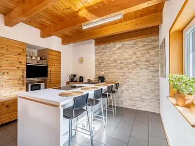 KITCHEN, INSIDE
