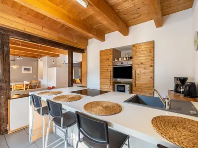KITCHEN, INSIDE