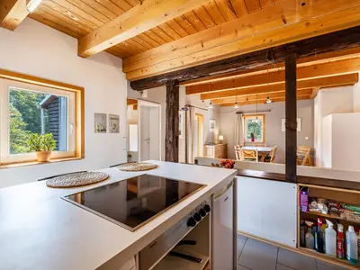 KITCHEN, INSIDE
