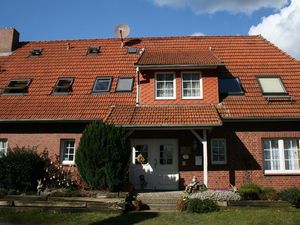 22099695-Ferienwohnung-3-Bispingen-300x225-2