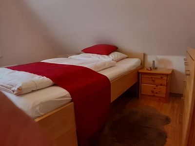 Schlafzimmer klein Bild II