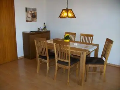 Esszimmer I