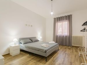 24026478-Ferienwohnung-6-Bitonto-300x225-0