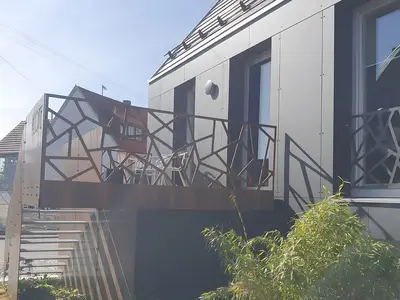 INSIDE, OUTSIDE