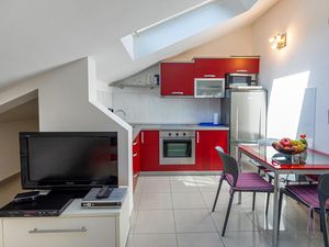 24000925-Ferienwohnung-2-Blace-300x225-4