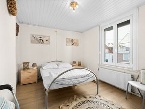 23895710-Ferienwohnung-4-Blankenberge-300x225-3