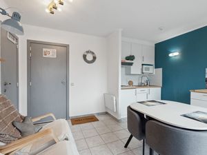 23976099-Ferienwohnung-2-Blankenberge-300x225-5