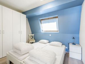 23827277-Ferienwohnung-4-Blankenberge-300x225-3