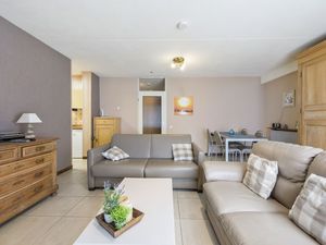 23588172-Ferienwohnung-4-Blankenberge-300x225-1