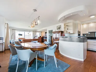 DiningRoom