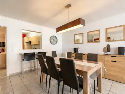 DiningRoom