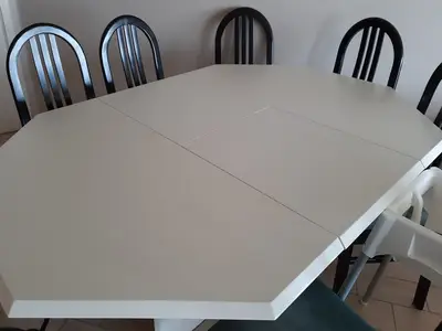 DiningRoom
