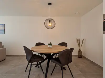 DiningRoom