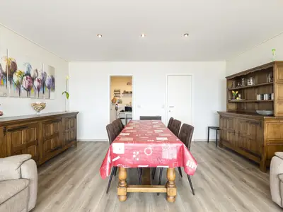 DiningRoom