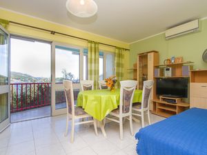 23721422-Ferienwohnung-6-Blato (Korcula)-300x225-1