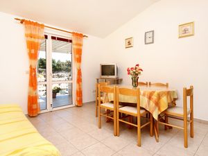 23925772-Ferienwohnung-5-Blato (Korcula)-300x225-3