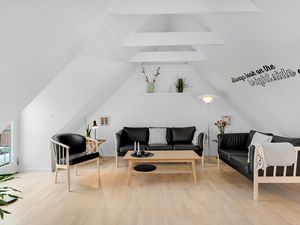 23737703-Ferienwohnung-4-Blåvand-300x225-1