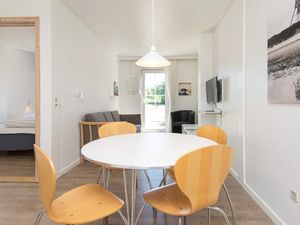 1026303-Ferienwohnung-6-Blåvand-300x225-4