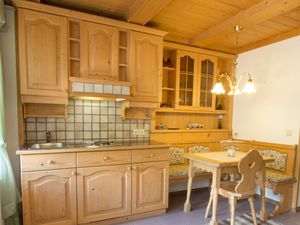 21653283-Ferienwohnung-2-Bled-300x225-3