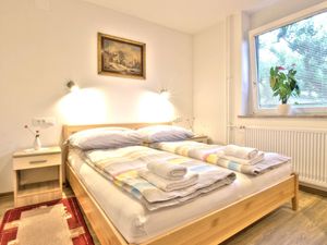 19355860-Ferienwohnung-2-Bled-300x225-5