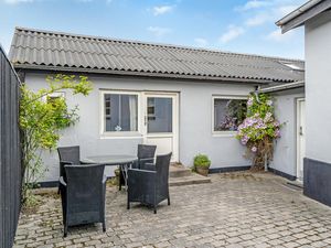 23754332-Ferienwohnung-4-Blokhus-300x225-1