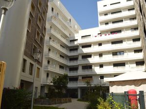 23947989-Ferienwohnung-4-Bobigny-300x225-5