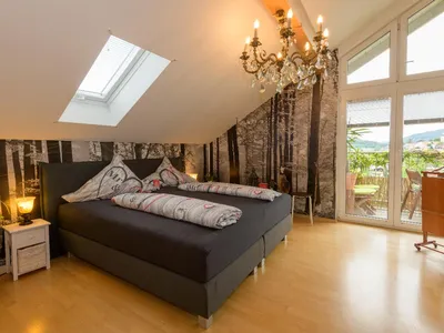 Schlafzimmer 1