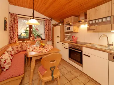 Nr.8 Küche m Eckbank