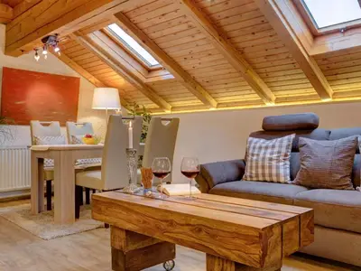 Nr. 3 Essen & Wohnen