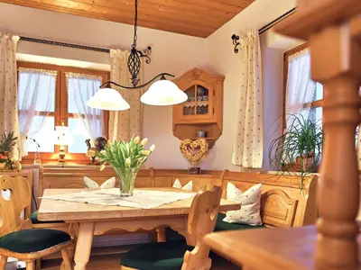 Nr.4 Küche m Eckbank