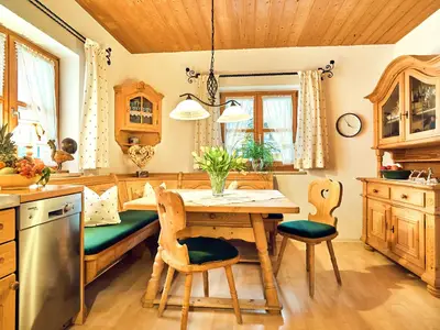 Nr.4 Küche m Eckbank