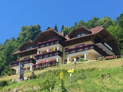 Ferienwohnung für 8 Personen (150 m²) in Bodensdorf 2/10