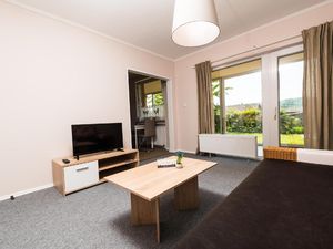 23325209-Ferienwohnung-4-Bodenwerder-300x225-0