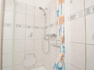 23325364-Ferienwohnung-4-Bodenwerder-300x225-2