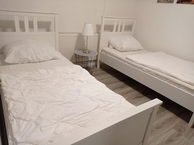 Schlafzimmer 2 mit Einzelbetten