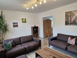 24048421-Ferienwohnung-4-Bodenwerder-300x225-1