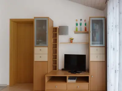 Photo, INSIDE, OUTSIDE