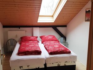 23325096-Ferienwohnung-6-Böhlen-300x225-1