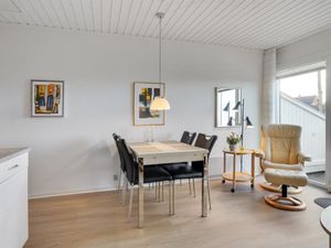 23575207-Ferienwohnung-4-Bogense-300x225-3